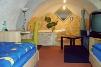 Fritzis Art Hotel - parking