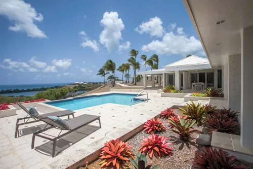 Exquisite house overlooking Caribbean ocean, 7.7 gated acres. - 4-Star