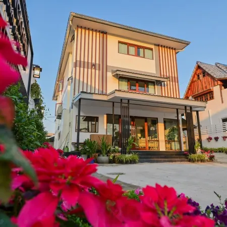 Chiangkhan Town Hotel
