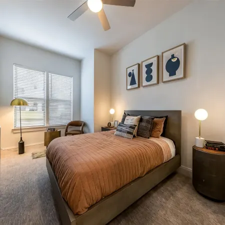 Sophisticated One Bedroom w/Open FP TSL3304