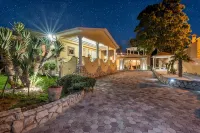 Villa in Ripenda Kras with Pool and Sauna - 4-Star