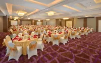Platinum Adisucipto Hotel & Conference Center - petit déjeuner