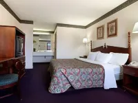 Days Inn by Wyndham Dillon