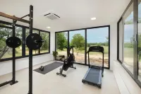Nono Ban Hotel & Villa Hotels in Gornji Humac