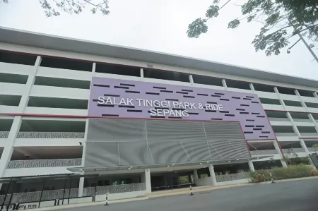Jam Hotel Near Erl Salak Tinggi Sepang