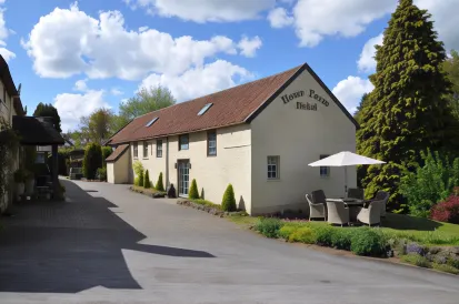 Home Farm Hotel