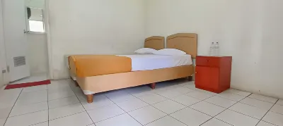 Hotel Sri Indrawati Puncak Mitra RedDoorz Hotels in Cisarua