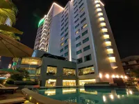 Evergreen Laurel Hotel (Taichung) - Rooftop Pools