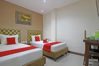 RedDoorz Near Uns Solo فنادق في Jaten