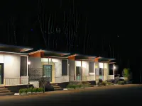 Suanvadee Resort Hotels near Laem Prathap