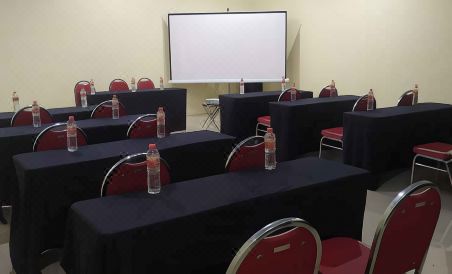De Cozy Inn Mojokerto - Housity