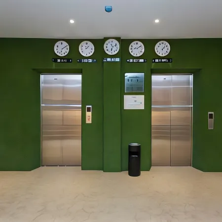 Aladdin Dream Hotel Отели в г. Масаи