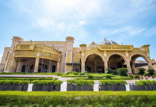 4. 레전드 팰리스 ..