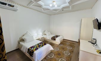 Boutique Hotel Lola