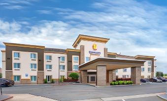 Comfort Suites Redding - Shasta Lake