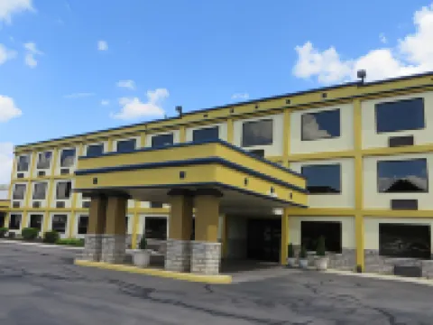 Days Inn by Wyndham Columbus Airport Hotels in Columbus