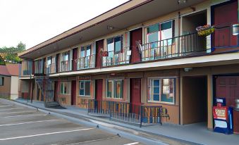 Nampa Downtown Inn