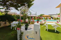 Villa Leonardo San Foca - Room, Pool & Restaurant Hotels in Melendugno