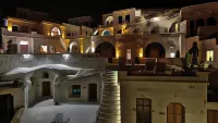 Phocas Cave Suites