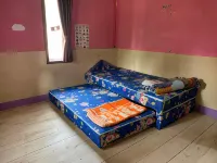 OYO Home 91250 Desa Wisata Taraju Hotel a Cukangkawung