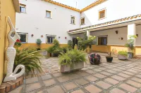 Albergue Inturjoven Marbella Hotels in Tolox