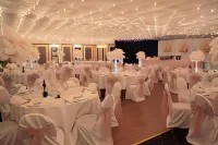 Maes Manor Country Hotel Hôtels à : Abertillery