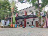 Rumah Panggung Guest House Syariah Mitra RedDoorz Hotels in Kesambi