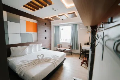 Hotel Marcelina Các khách sạn gần Pilar College