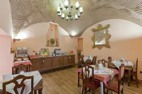 Hotel Don Carlos Cáceres - breakfast