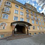 Парк-Отель Бугарь Отели рядом с достопримечательностью «Компания Петру Групп - ТЦ PalazzO»