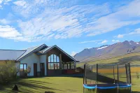 Great View Guesthouse - Jódísartún 4 - 駐車場