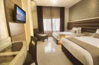 Hotel Gren Alia Jakarta