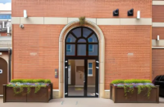 蔓西歐套房公寓式酒店 酒店