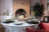Lowell Street - Cosy 2 BD in Worcester Hotels in 