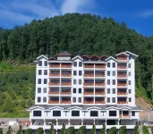 ザ・ジャングル・マウンテン・リトリート