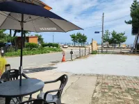 Yangyang Happy House Pension