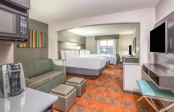 智選假日套房酒店肖尼堪薩斯市西