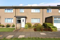 Private and Quite Room in Harlow near Stansted Airport Hotels near The Gallery at Parndon Mill