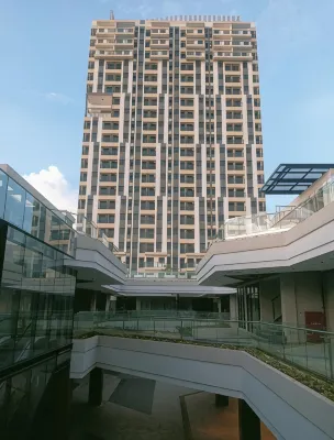 RedLiving Apartemen Jakarta Living Star - BoboRooms Hotel dekat Masjid Pemuda PP-PON Cibubur