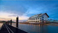 Duyong Marina & Resort Hotels in 