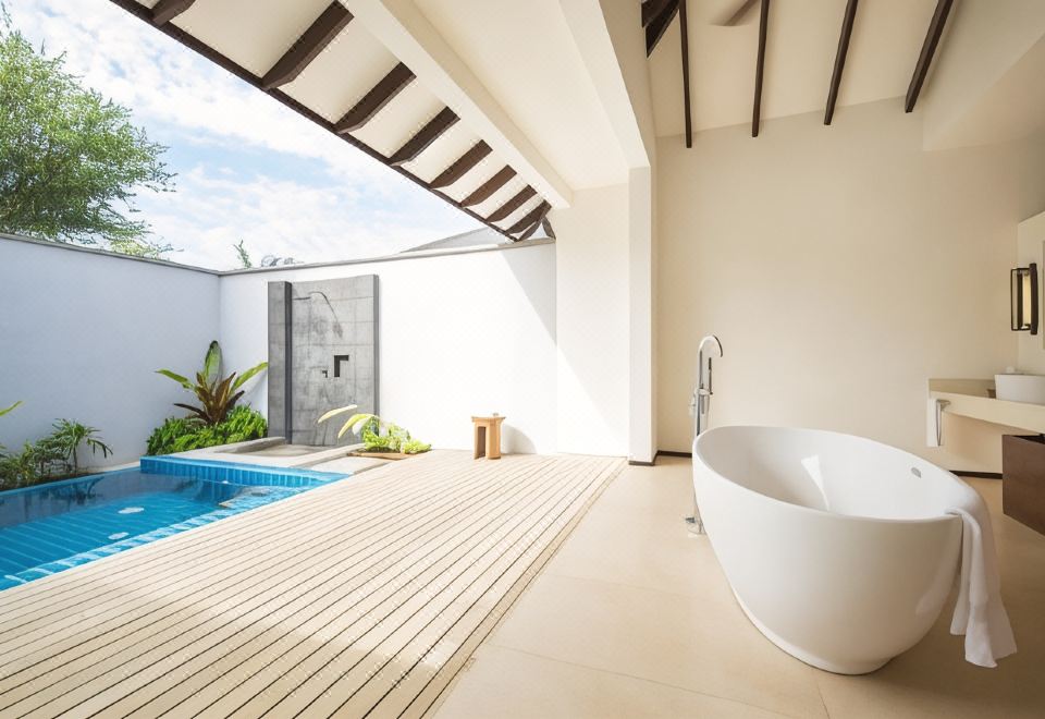 Robinson Club Noonu Over view