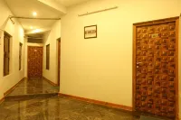 Le Apex Guest House Hotels in Periyamudaliyar Chavadi