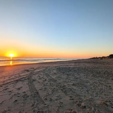 25% Discount for Aug and Sept. Offer Short Stays. Oceanside. New in '24.