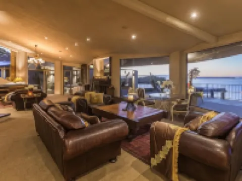 Delamore Lodge Hotels in Waiheke Island