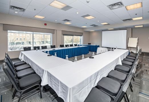 햄프턴 인 바이 힐튼 오타와