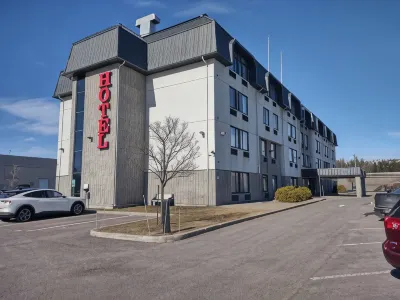 Repotel Henri IV Québec Hotel dekat Bandara Quebec-Jean Lesage