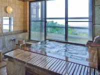 岸權旅館