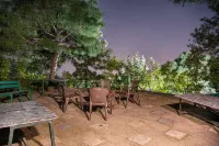 Vansathli I Near Mall Road Kasauli I Open Garden & Rooftop I by Humble Stay Villa