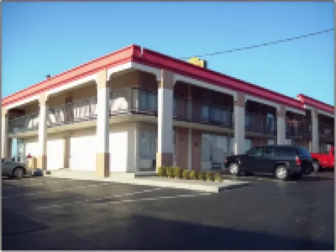 Super 8 by Wyndham Oklahoma Fairgrounds