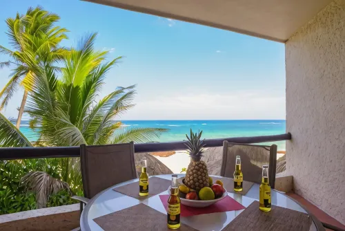 Aquatech Villas DeRosa Resort - Balkon